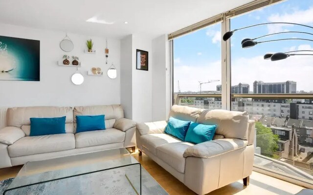 Panoramic London: 3-Bed City Oasis