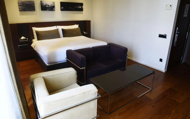 987 Design Prague Hotel