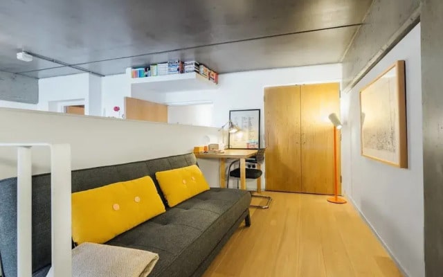 An Architectural 1 Bedroom Apartment