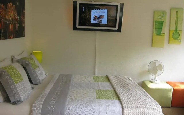 Sir Nico Guest House