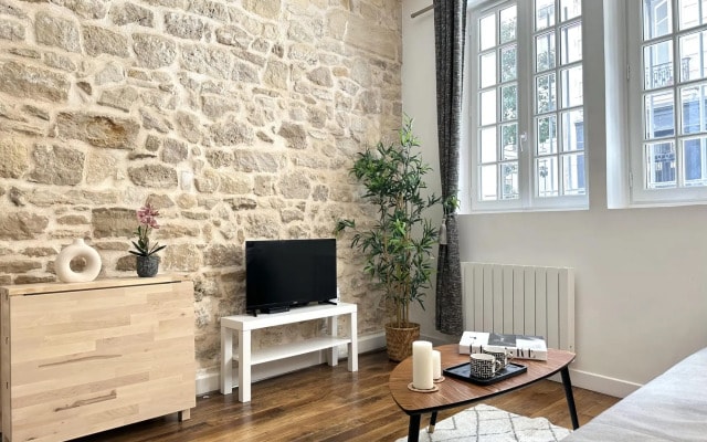 1599 - Stunning studio in Le Marais