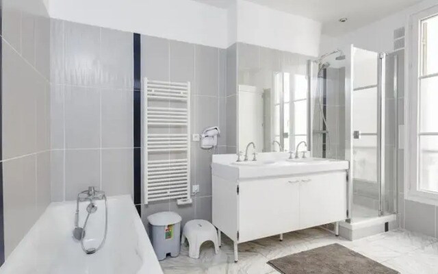 My Address In Paris - Monceau Malesherbes