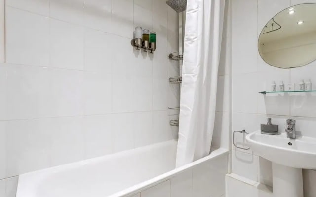 Cosy Pimlico Retreat