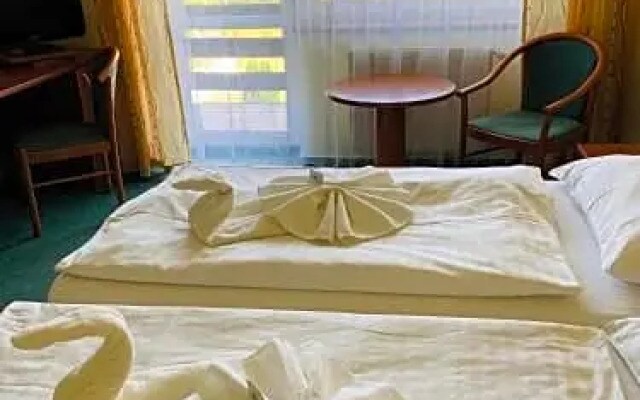 Garni Hotel Pyramida