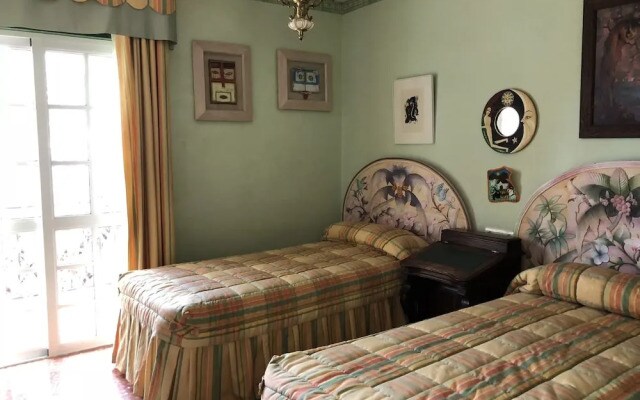 Rentcostadelsol Villa Pinares