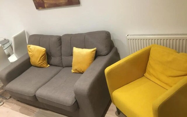 Classic Brixton City Apartment