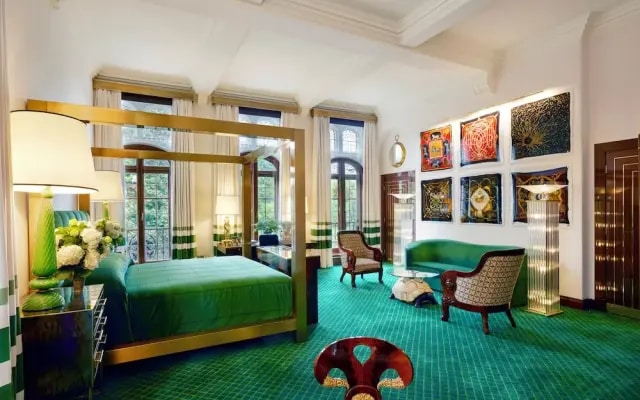 The Milestone Hotel  Apartments