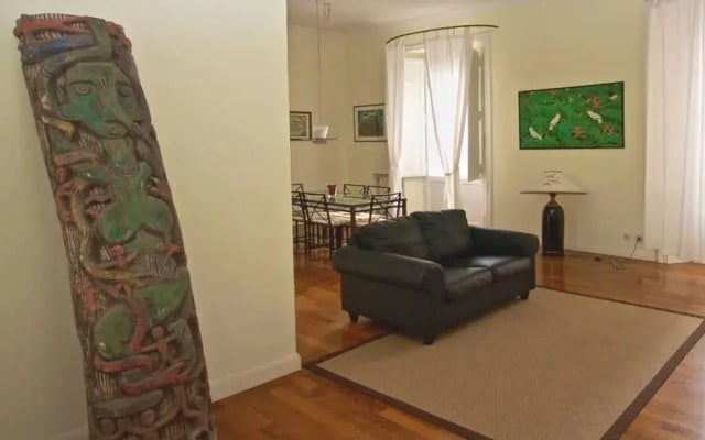 Colosseum Apartment