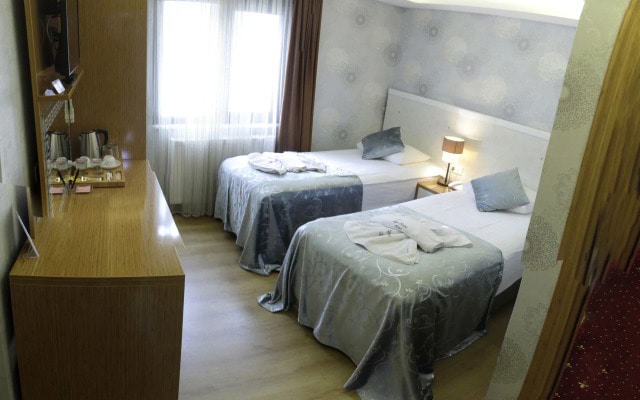 Know Hotel & Hostel