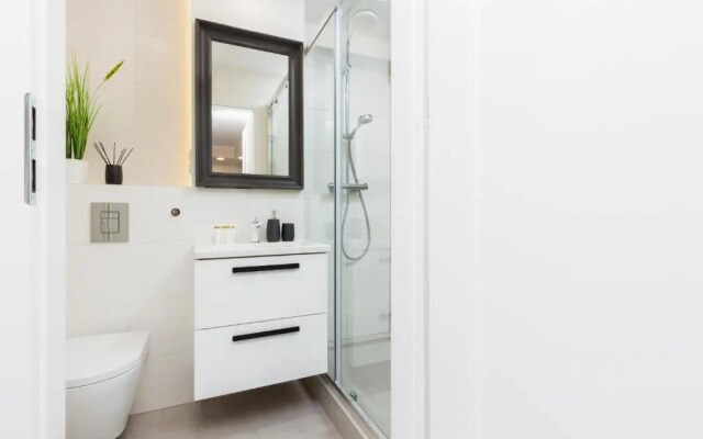 Apartments Warsaw Królewska by Renters