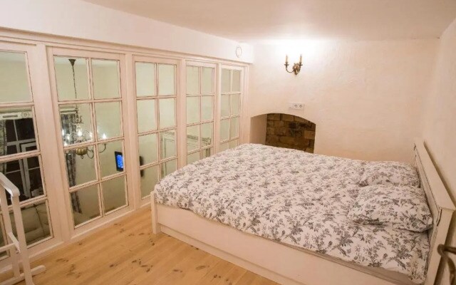 Provence Home