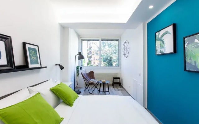 Colourful and Bright Flat Near Vatican