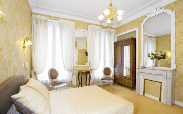 Hotel La Canopee