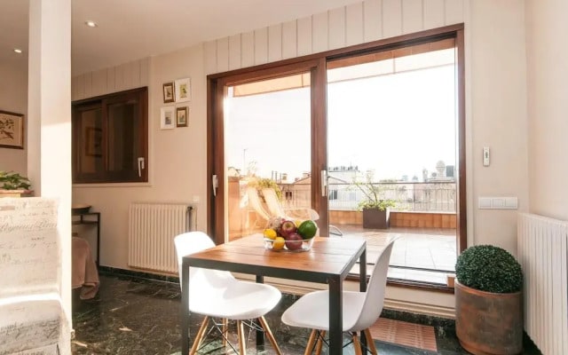 1 bedroom private rooftop terrace