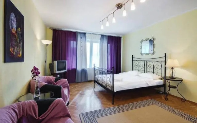 Mir Apartments