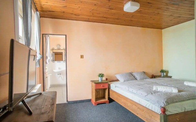 Hotel Plesivec
