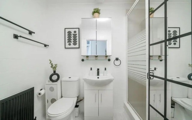 Charming London Apartment Near Edith Grove