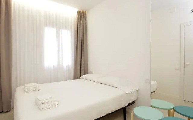 1416 - The Green Blooming Apartment
