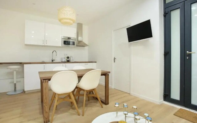 253, 2BDR Center of PARIS