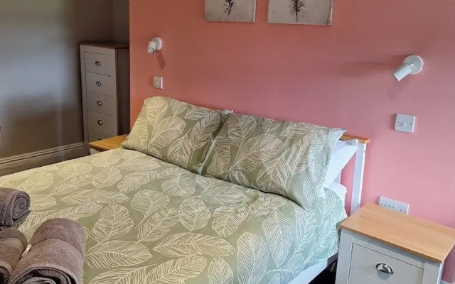 Room-comfortable Double Room With Bath