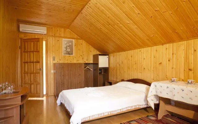 4-Sezona Hotel