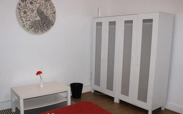 Leyton Rooms