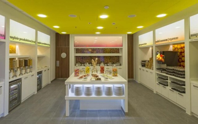 Отель Hampton by Hilton Warsaw City Centre