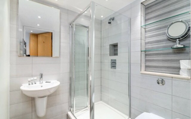 "Guestready Stylish 2br Home In Islington"