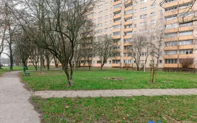 Lumina 3-room apartment with balcony