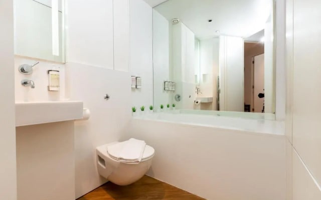 Oxford Circus Designer Apartment
