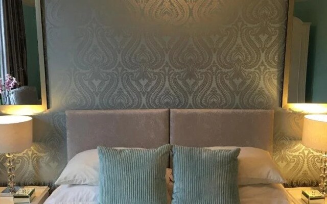 All Seasons B&b