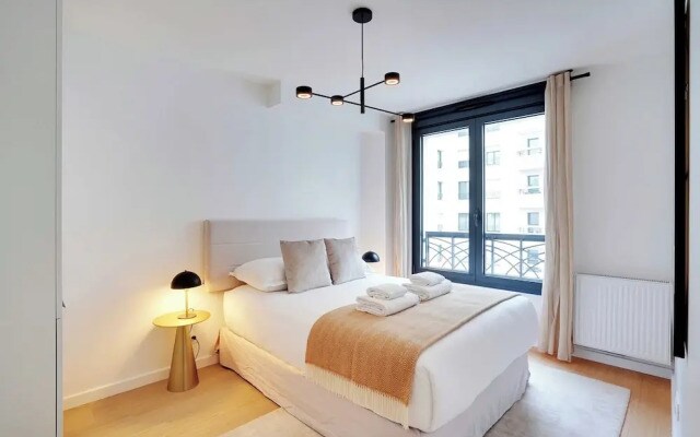 Sleek & Refined Apartment - Levallois-perret