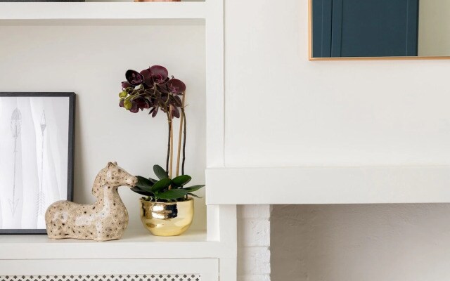 The Chelsea Apartment by Hok Living