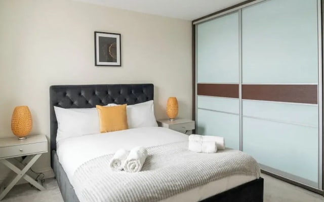Brixton/2bed Flat/privateterrace/tv/wifi