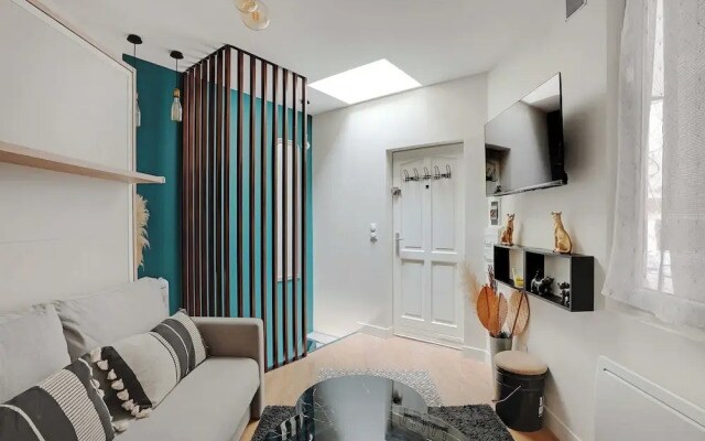 Cosy Apartment With 2 Rooms in Marais