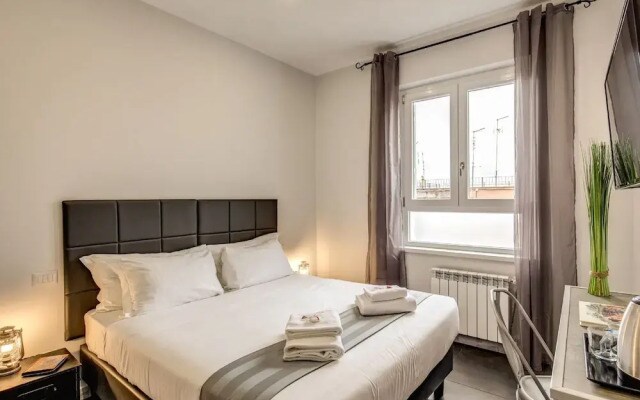 Floor 6 Boutique Rooms by DOT Suites