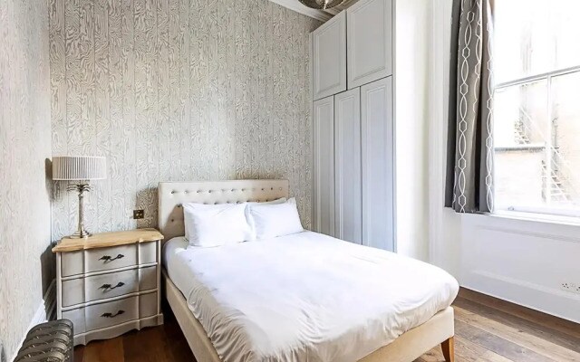 Notting Hill Charm: Central 2-bed Gem