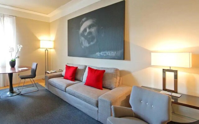Adamas Luxury Suites