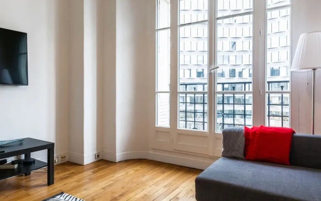 Zola Riverview Great 2 Bedroom in Paris