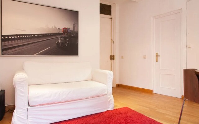 Latina Vibe Apartments By Allô Housing