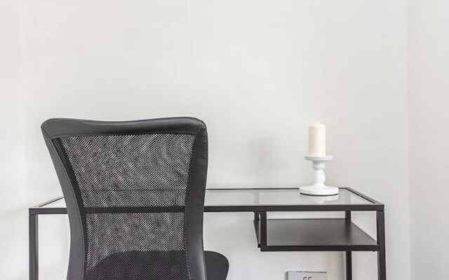 Modern City Apartment Aldgate