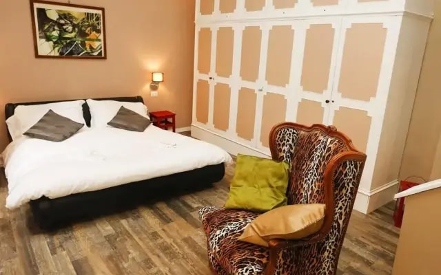 Tito Guesthouse
