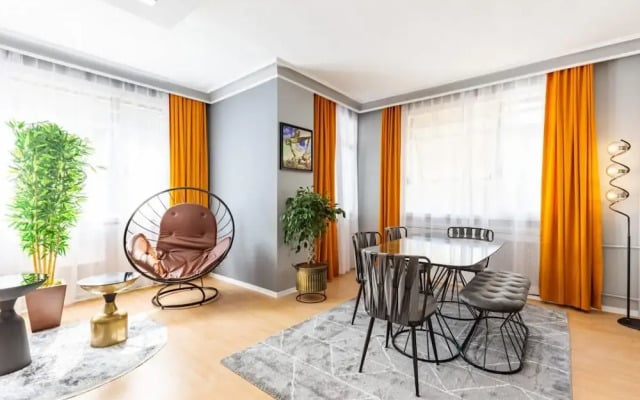 Spacious Apartment on Bagdat Street Kadikoy