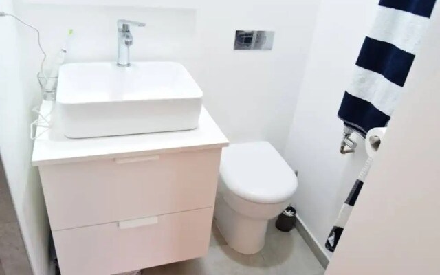 2 Bedroom Home in Dalston
