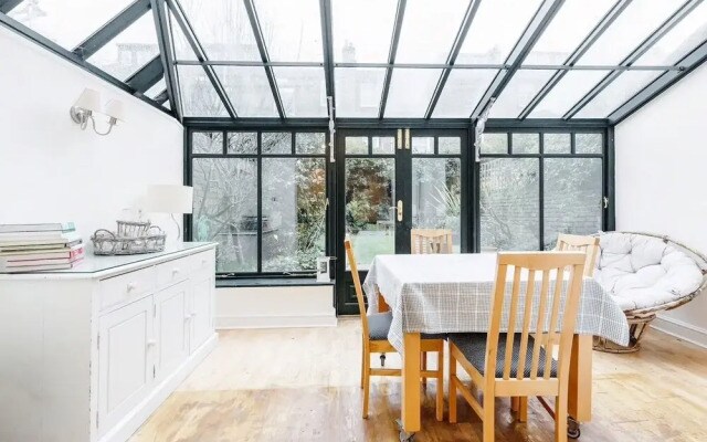 Flat Big Garden Super Price Hammersmith