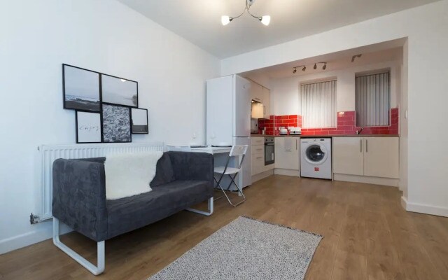 Homes By Pina