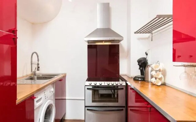 Charming Montmartre Studio