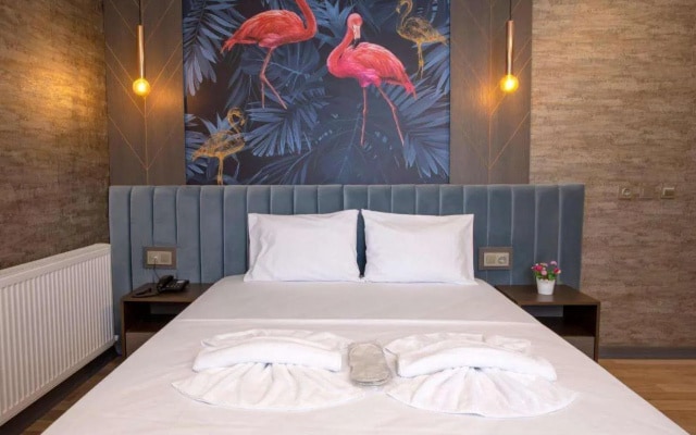 La Vie Suit Hotel
