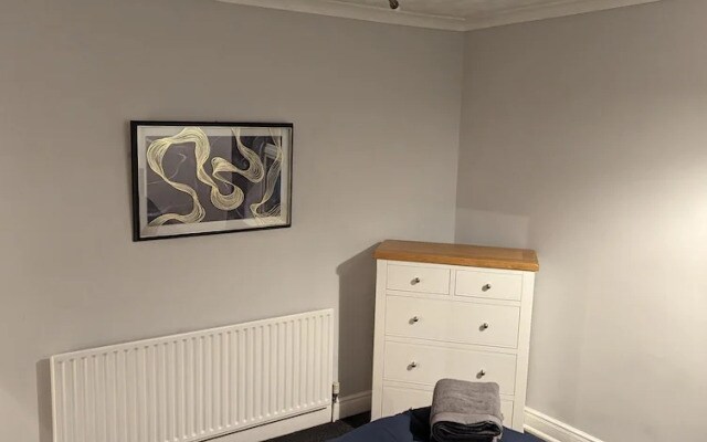2 Bed House - Garden & Excellent Wifi
