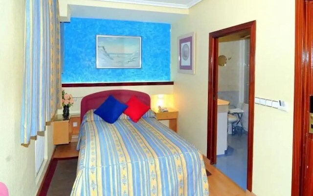 Hostal Plaza DOrt